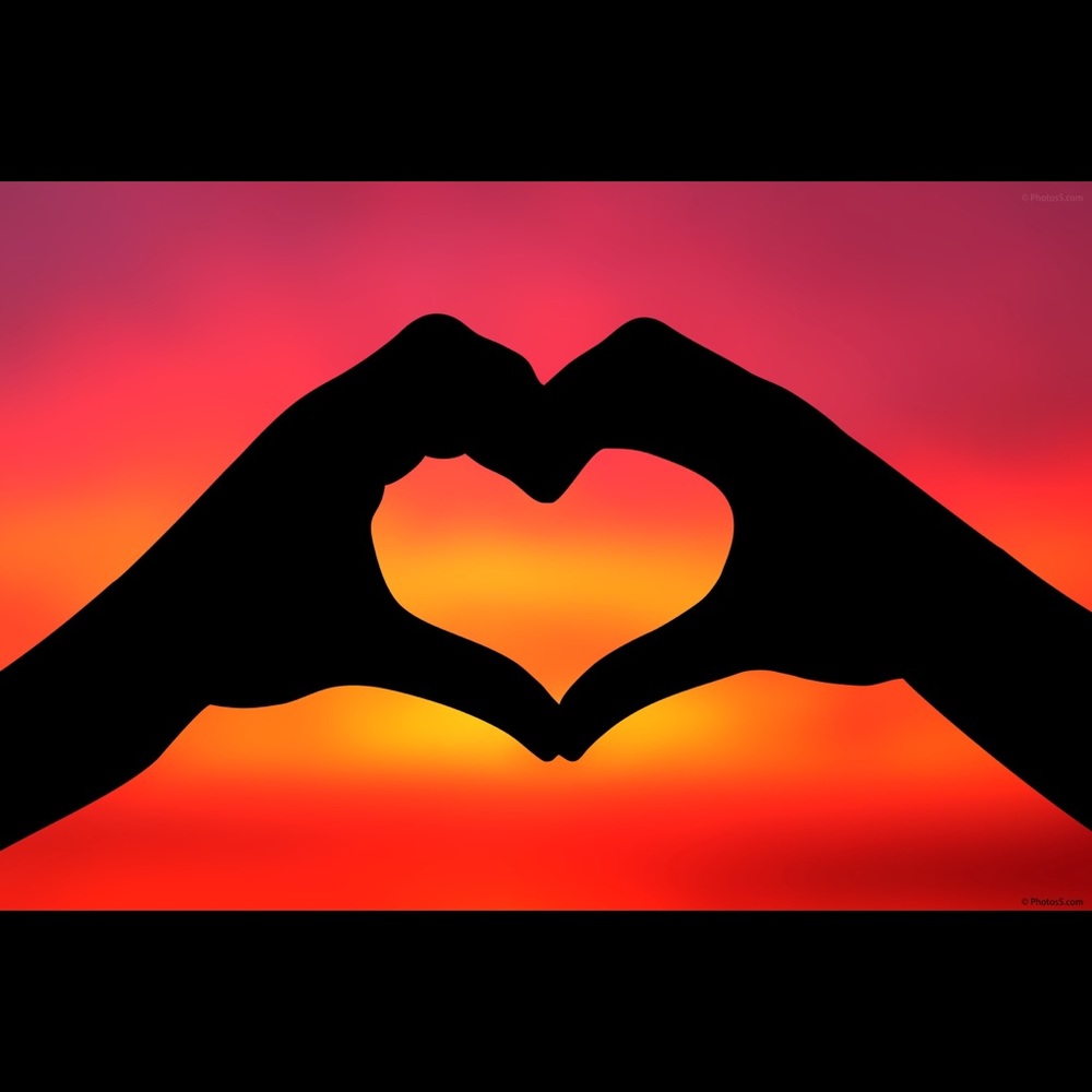 Hi welcome to my closet!!